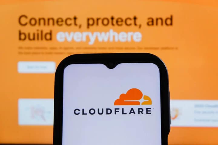Cloudflare CEO 解释新 AI 裁员策略